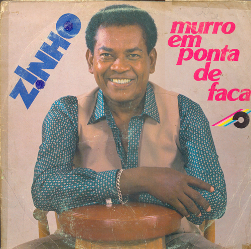 Zinho - Muro em Ponta de Faca