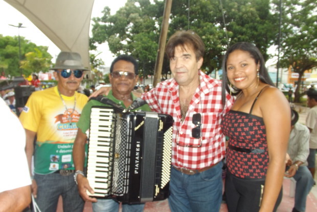 www.forroalagoano.com lessa cultura na praça  DSCF6480-620x414