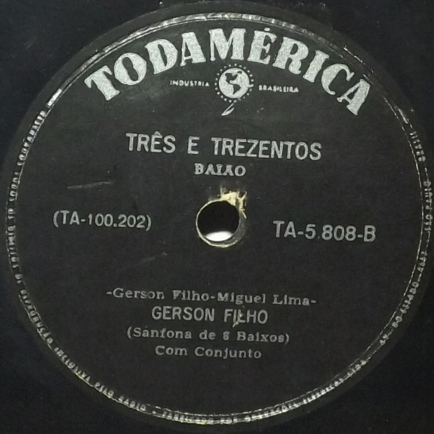 Gerson Filho - Três e Trezentos - b